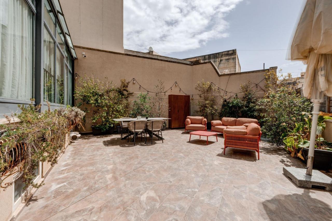 Talbot And Bons Deluxe Studio Flat Gudja Exterior foto